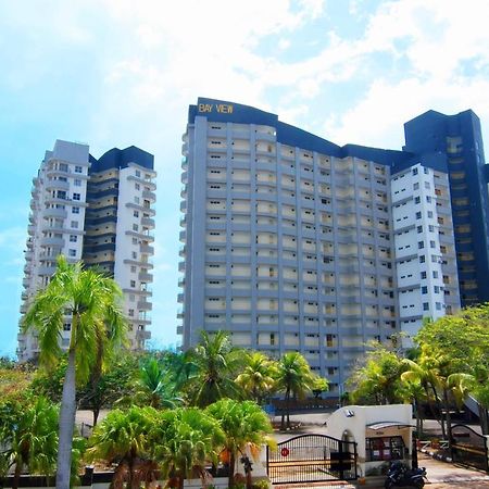 Maya Apartment Bay View Villas Петалинг Джая Екстериор снимка