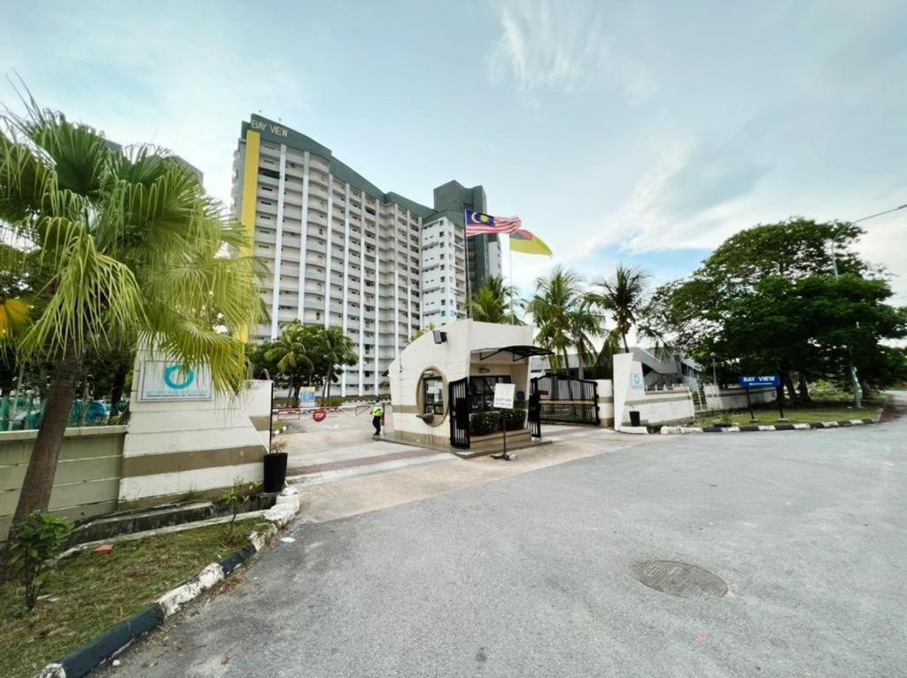Maya Apartment Bay View Villas Петалинг Джая Екстериор снимка